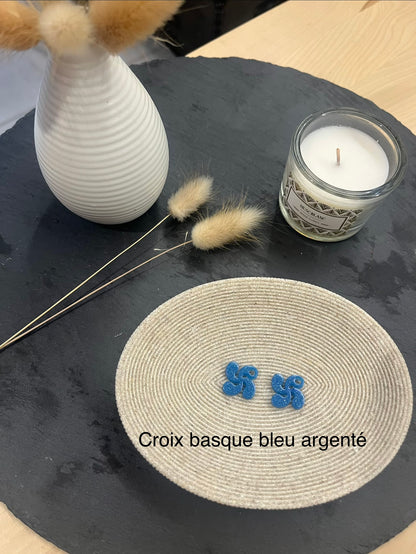 Les pampilles « croix basque »
