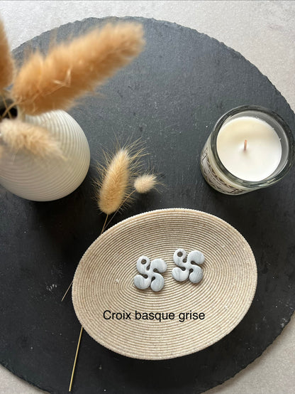 Les pampilles « croix basque »